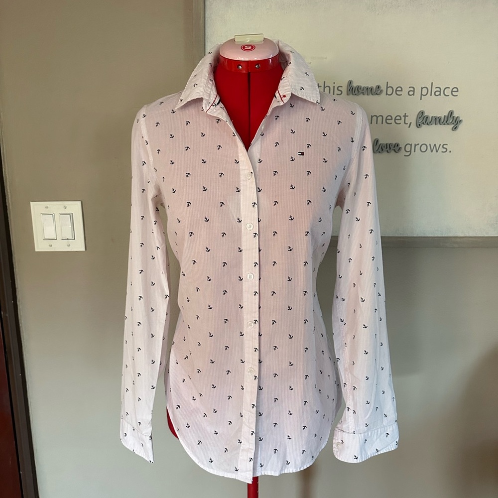 Tommy Hilfiger White Button-Down Shirt with Navy Accents